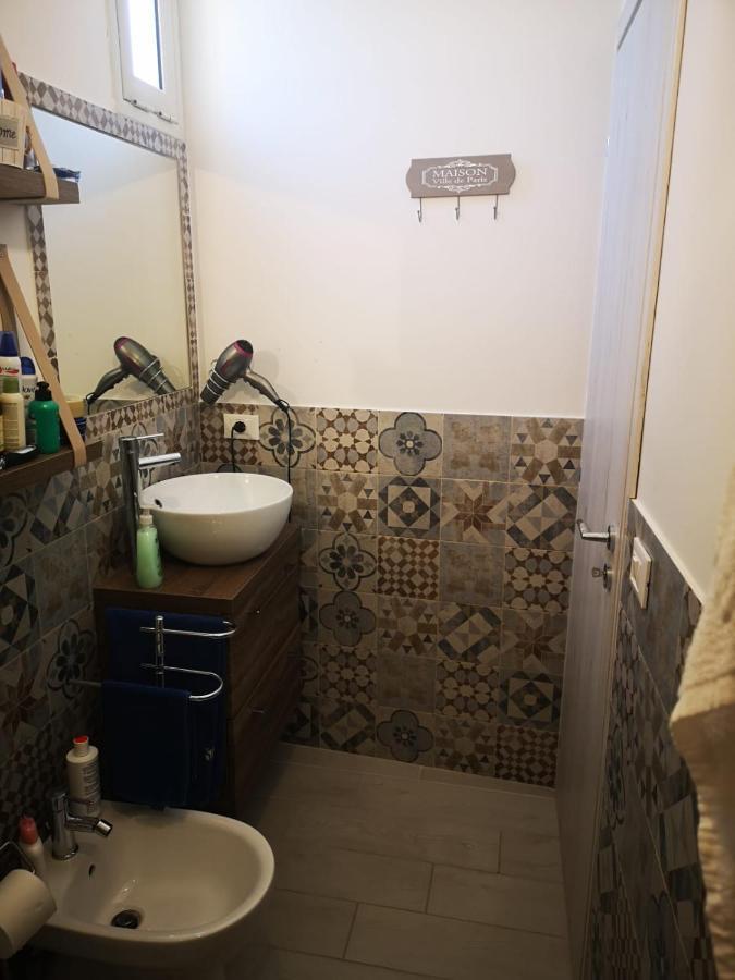 Apartmán La Casetta Di Maria Santa Flavia Exteriér fotografie