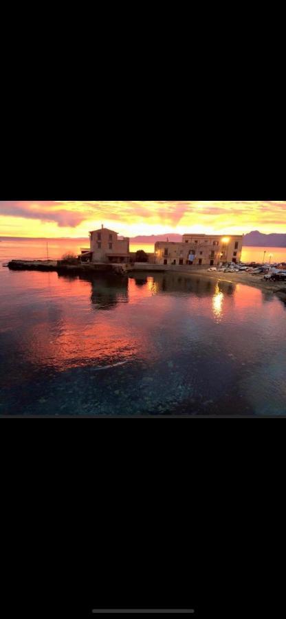 Apartmán La Casetta Di Maria Santa Flavia Exteriér fotografie