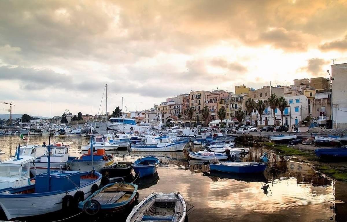 Apartmán La Casetta Di Maria Santa Flavia Exteriér fotografie